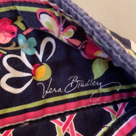 Vera Bradley Tote **Retired Print** - Picture 5 of 6